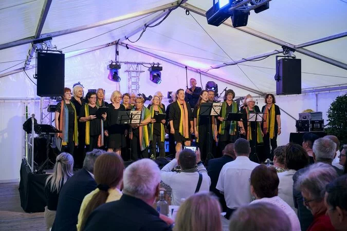 csm_BD_Sensors_30_Jahre_Jubilaeum_03_Festzelt_Party_2686_f2cd322128